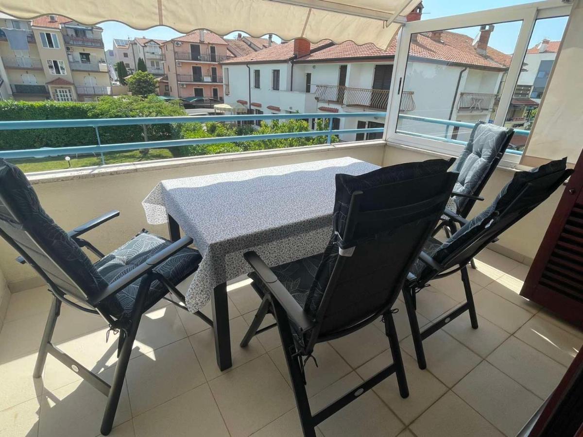 Apartman Lucija Ровінь Екстер'єр фото